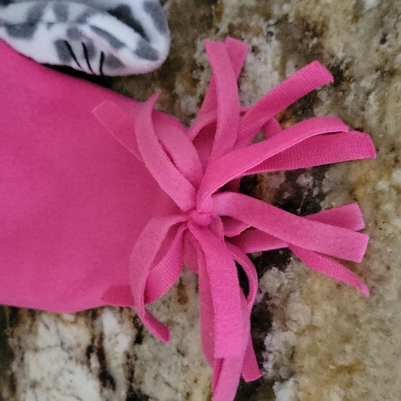 🐈CATHAT/MITTENS, CHILDREN'S KITTY WARM FLEECE "CRITTER HAT" AND MITTENS SET - Picture 6 of 7